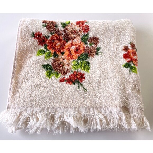 Vintage 70s bath towel, cream, with orange, brown and green flowers, fringed - Picture 7 of 8